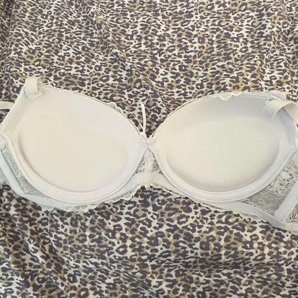 White push up bra